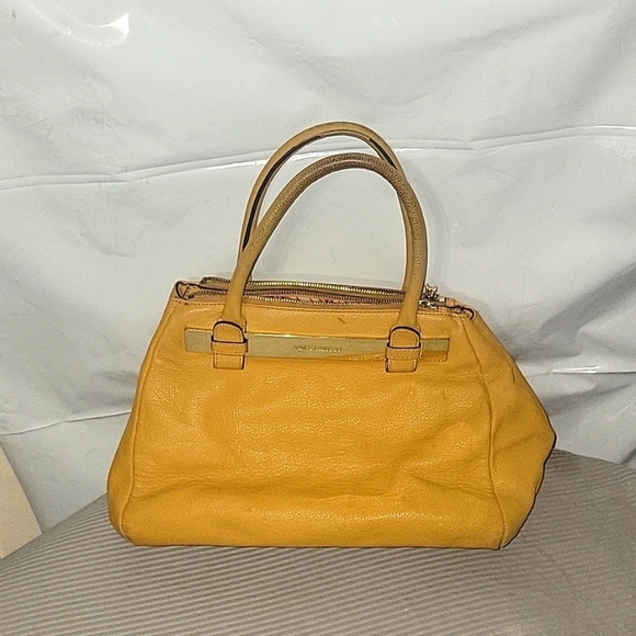 Vince Camuto Mustard Yellow Pebbled Leather Satchel Bag Gold Hardware Tote - Picture 2 of 6